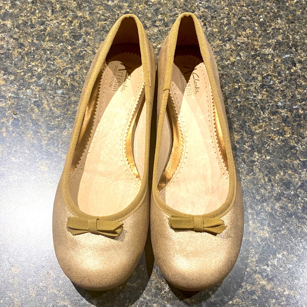 Clarks ballet flats